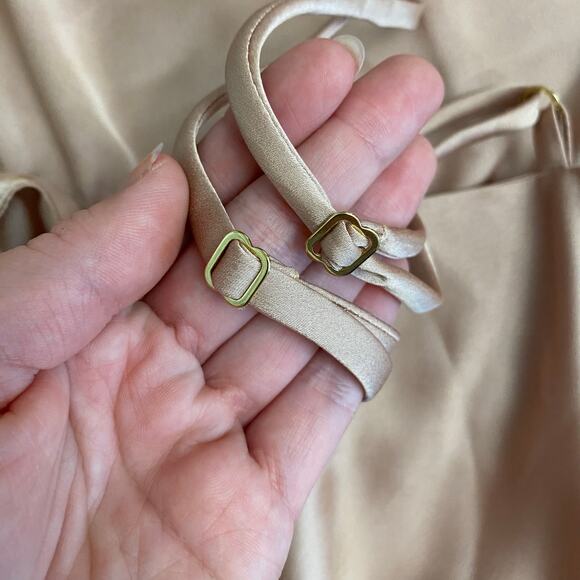 Show Me Your Mumu Diane Bodysuit In Rose‎ Gold Luxe Satin Womens Size XS - Picture 6 of 8